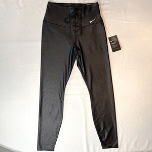 New Women’s Nike Power Hyper Fit Training Pants Leggings Medium Black 7/8 NWT
